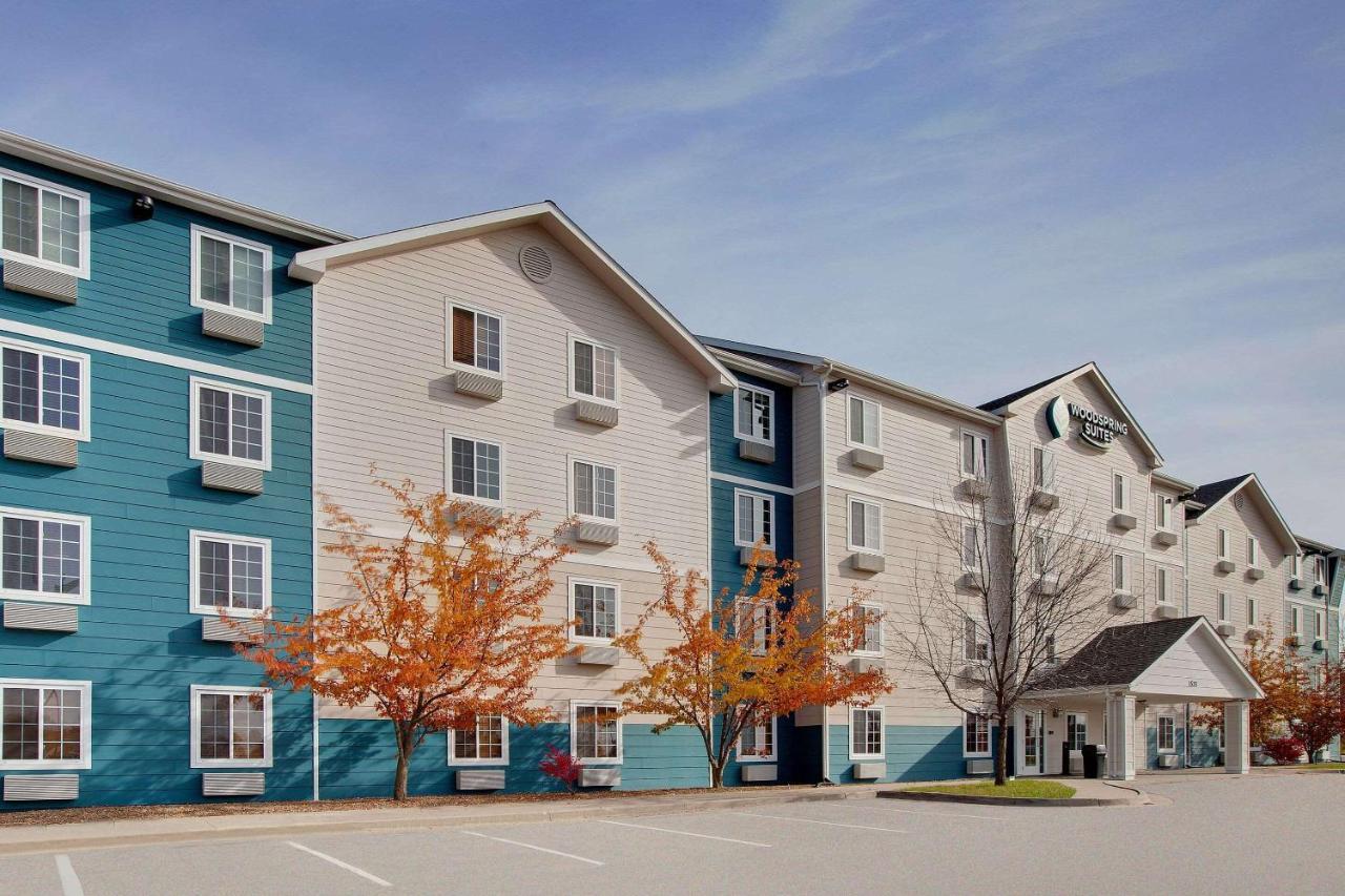 Woodspring Suites Каунсъл Блъфс Екстериор снимка