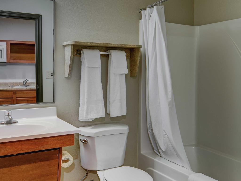 Woodspring Suites Каунсъл Блъфс Екстериор снимка